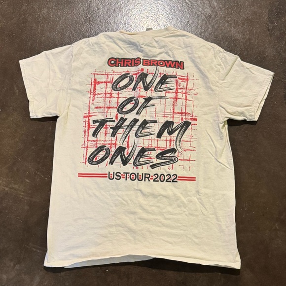 Chris Brown One of Them Ones Tour 2022 Shirt - Picture 2 of 3